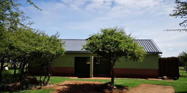 Chameleon Bush Lodge Hammanskraal Exterior foto