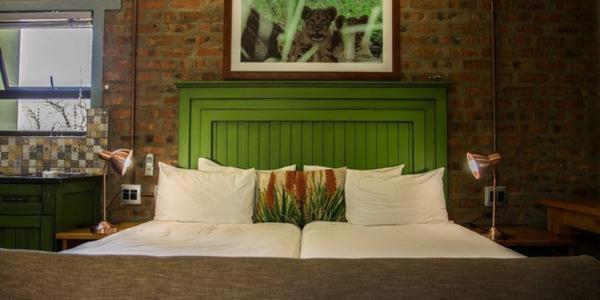 Chameleon Bush Lodge Hammanskraal Exterior foto